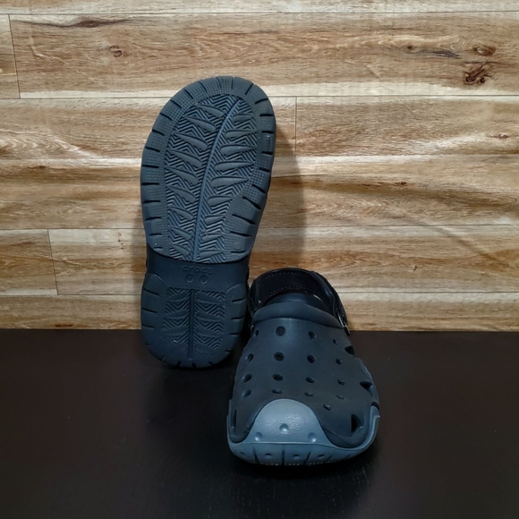 Crocs Swiftwater Black Clog Shoes Men's Size 9 - Picture 9 of 10